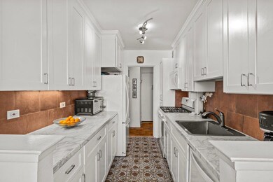 5500 Fieldston Rd unit 5CC, Bronx, NY 10471 - photo 4