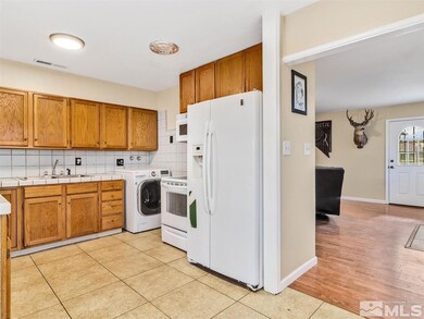 1460 Zephyr Way, Sparks, NV 89431 - photo 3