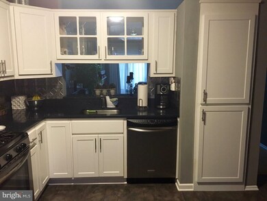 4 Wellington Ct, East Windsor, NJ 08520 - photo 3