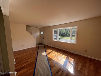 29 Oakwood Rd unit 31, Glenmont, NY 12077 - photo 6