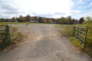 Entrance from Hwy 62.