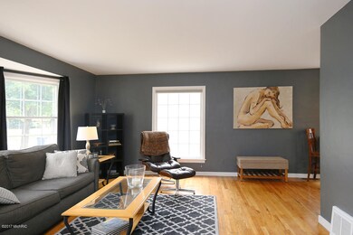 1154 Dorroll St NE, Grand Rapids, MI 49505 - photo 3