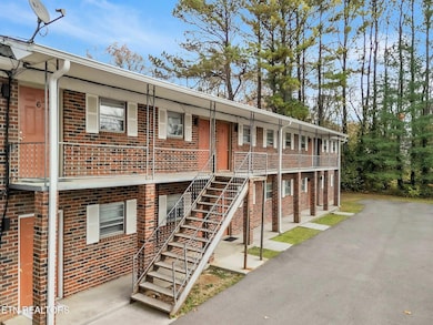 2626 Tecoma Dr, Knoxville, TN 37917 - photo 2