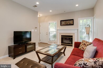 4656 Lambert Dr unit 1, Alexandria, VA 22311 - photo 6