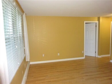 70 Carroll Ave unit 104, Newport, RI 02840 - photo 3