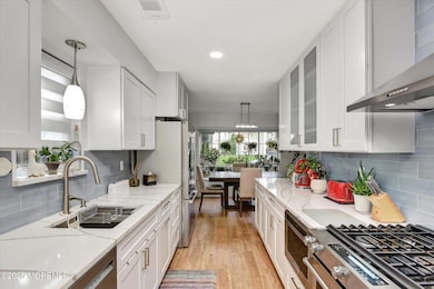 15-Kitchen
