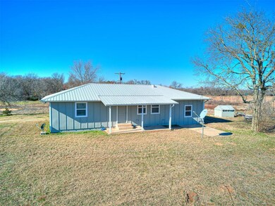 37106 Lake Rd, Shawnee, OK 74801 - photo 4