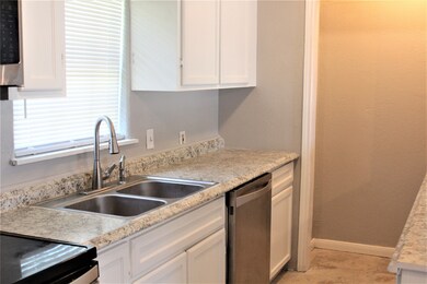 3449 Seabrook St, Houston, TX 77021 - photo 3