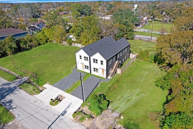 1009 Lucky St unit A, Houston, TX 77088 - photo 5