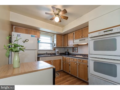 623 Turf Ln, Conshohocken, PA 19428 - photo 7