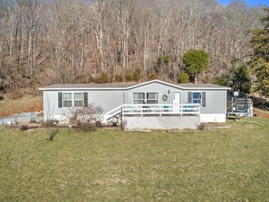 334 E 5th Ave, Watauga, TN 37694 - photo 2