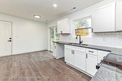 943 Union St, Dansville, MI 48819 - photo 4