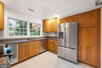 3606 Pinetree Terrace, Falls Church, VA 22041 - photo 5