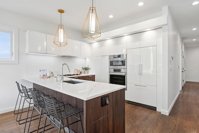 2237 N Hoyne Ave unit 3N, Chicago, IL 60647 - photo 5