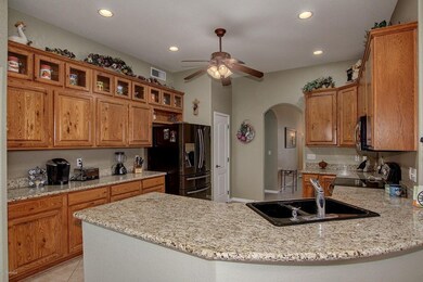 Kitchen Breakfast Bar