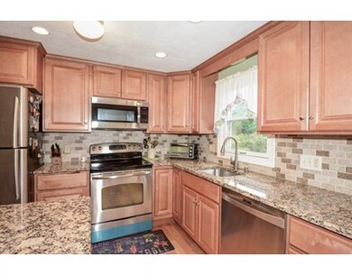 6 Honeysuckle Ln, Shrewsbury, MA 01545 - photo 5