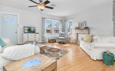 108 E Grothe St, Fredericksburg, TX 78624 - photo 3