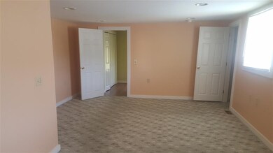 86 Maple St, Saint Johnsbury, VT 05819 - photo 5