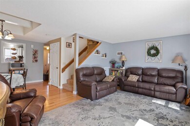 21 Bluffs Dr, Concord, NH 03303 - photo 4
