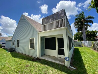 2835 Black Pine Ct, Lake Worth, FL 33462 - photo 2