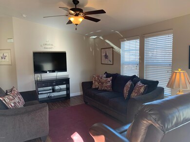 Living Room 101 N 38th St