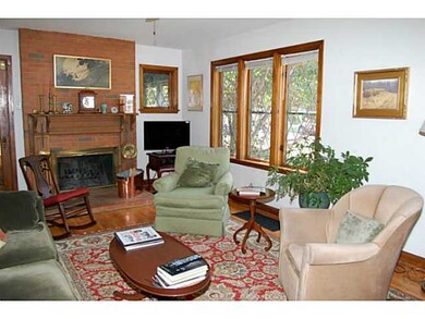 82 Acton Rd, Columbus, OH 43214 - photo 5