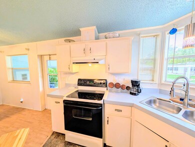 1510 Ariana St unit 242, Lakeland, FL 33803 - photo 3