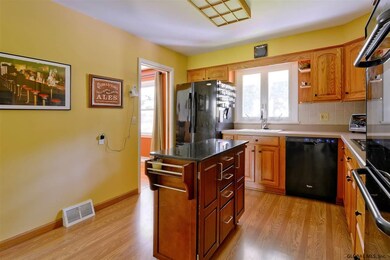 23 Sunset Dr, Delmar, NY 12054 - photo 5