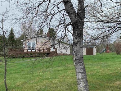 623 E Village Rd, Saint Johnsbury, VT 05819 - photo 3