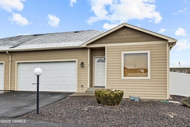 3103 Swan Ave, Yakima, WA 98902 - photo 3
