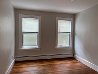 56 Cottage St unit 2R, Lynn, MA 01905 - photo 5
