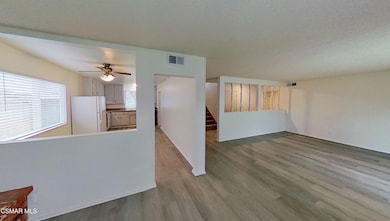 577 Appleton Rd, Simi Valley, CA 93065 - photo 5