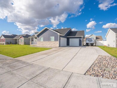 760 Regency Ln, Idaho Falls, ID 83402 - photo 4