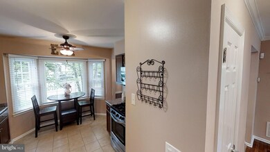 775 Cherry Tree Ln, Warrenton, VA 20186 - photo 5