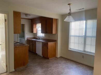 Kitchen and Eat-In area