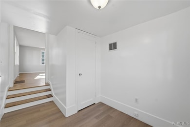 124 Kelvin Dr, Buffalo, NY 14223 - photo 7