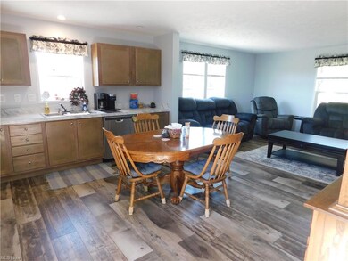 7902 Frailey Rd, Vermilion, OH 44089 - photo 3