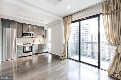 Octave 1320 unit 803, Silver Spring, MD 20910 - photo 4