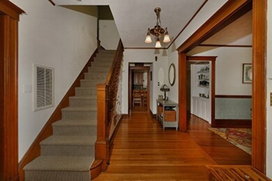 17 Bartlett Crescent unit 1, Brookline, MA 02446 - photo 3