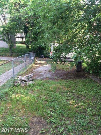 3930 Flowerton Rd, Baltimore, MD 21229 - photo 5
