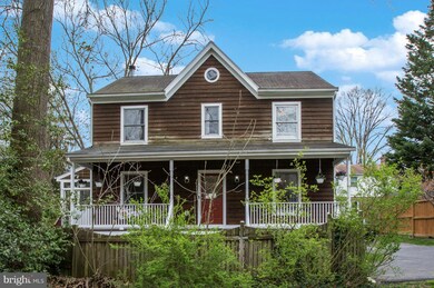 10541 Wheatley St, Kensington, MD 20895 - photo 2