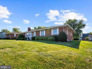 6204 N Orchard Rd, Linthicum Heights, MD 21090 - photo 4