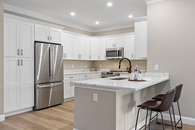 10100 S Willow St unit 207, Manchester, NH 03103 - photo 6