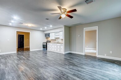 9015 Allwood St, Houston, TX 77016 - photo 4