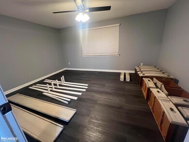 4460 15 Mile Rd, Sterling Heights, MI 48310 - photo 7