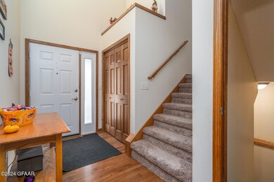 1156 S 36th St, Grand Forks, ND 58201 - photo 3