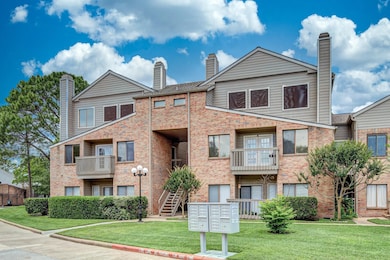 2023 Gentryside Dr unit 508, Houston, TX 77077 - photo 2