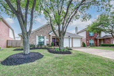 7711 Chateau Point Ln, Houston, TX 77041 - photo 2