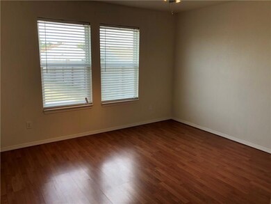 9224 Checkerbloom Dr, Oklahoma City, OK 73165 - photo 7