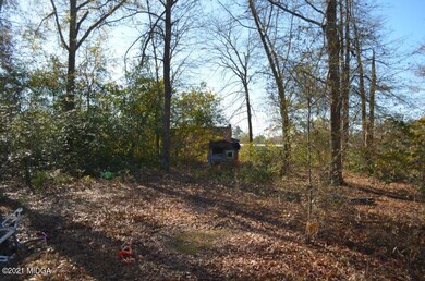 5.4964BloomfieldRdShed